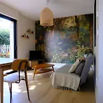 Holiday home Au Petit Manoir Montbert