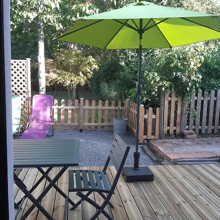 Au Petit Manoir בית נופש