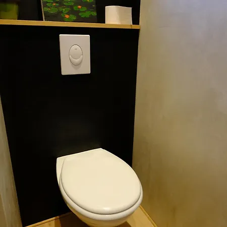 Au Petit Manoir Montbert