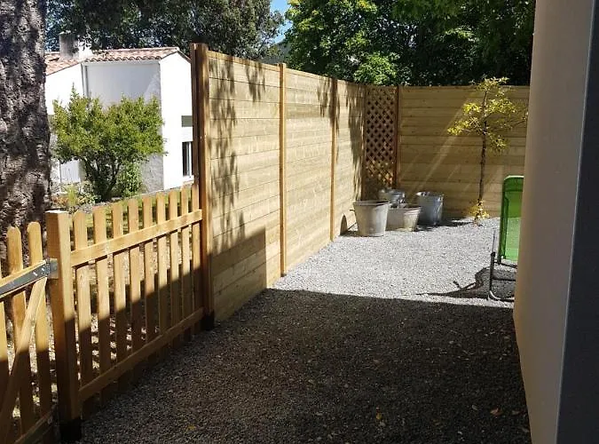 Au Petit Manoir Hébergement de vacances *