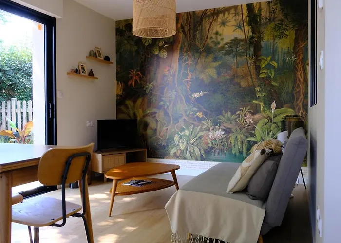 Hébergement de vacances Au Petit Manoir Montbert